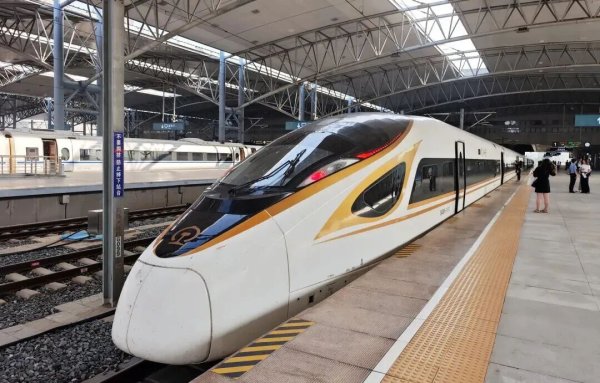 配资指数网官网 时速350公里！这条高铁即将开通运营！