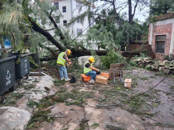 靠谱的配资公司 茂名移动迎战台风“麦德姆” ，“早快足”三维举措守护通信“生命线”